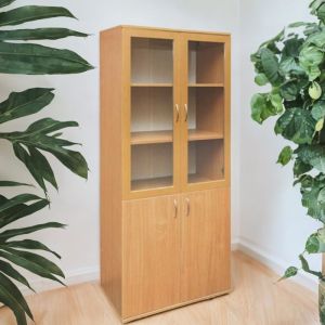 Шкаф с витрина