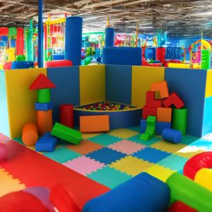 Комплект  мека мебел "Старт в приключенията"