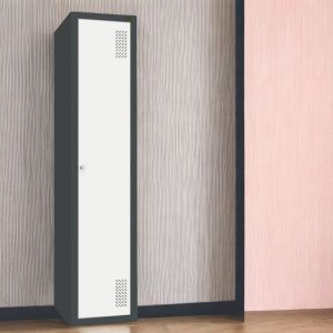 Метален шкаф за дрехи